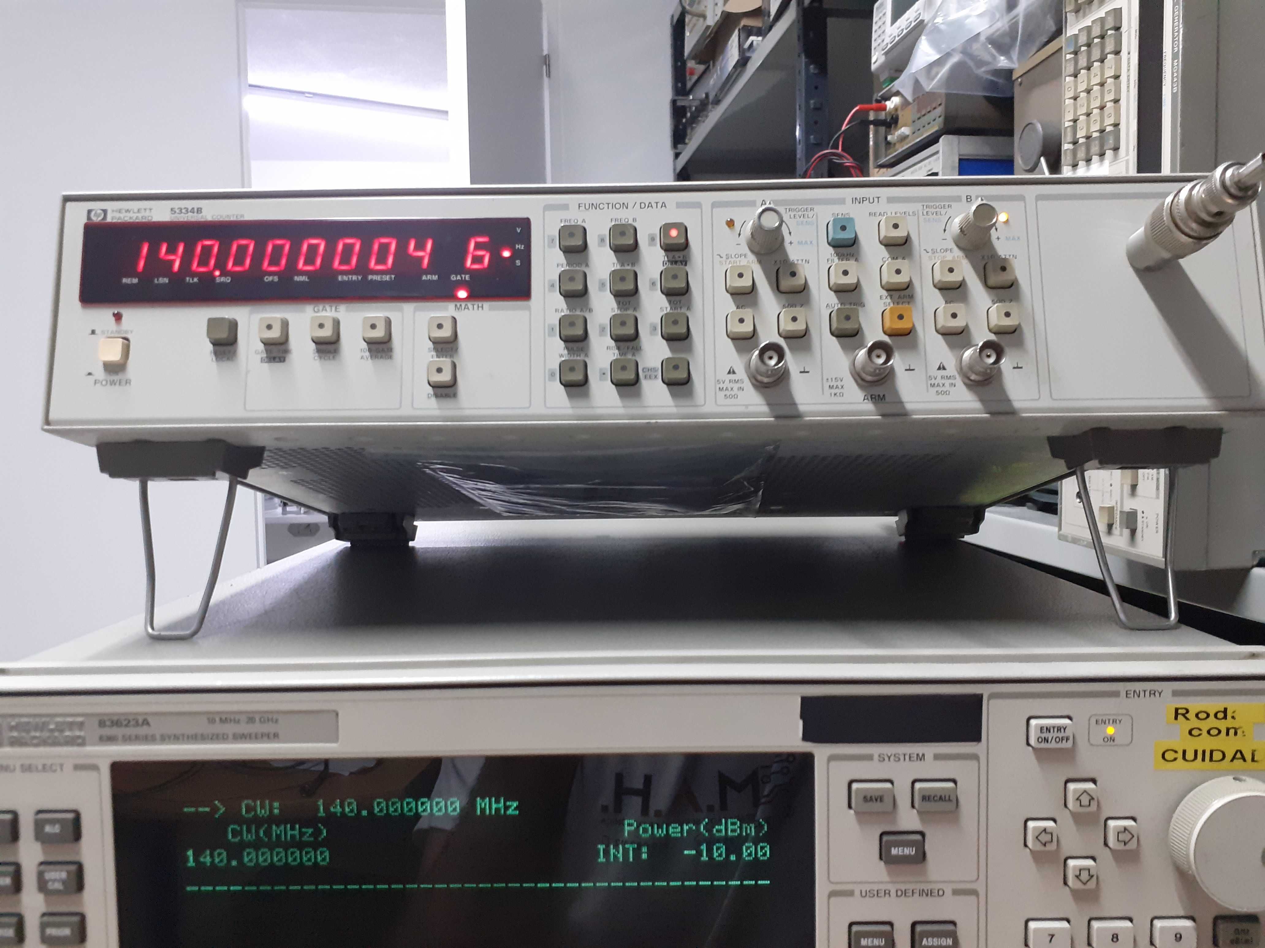 HP 5334B Frequencímetro