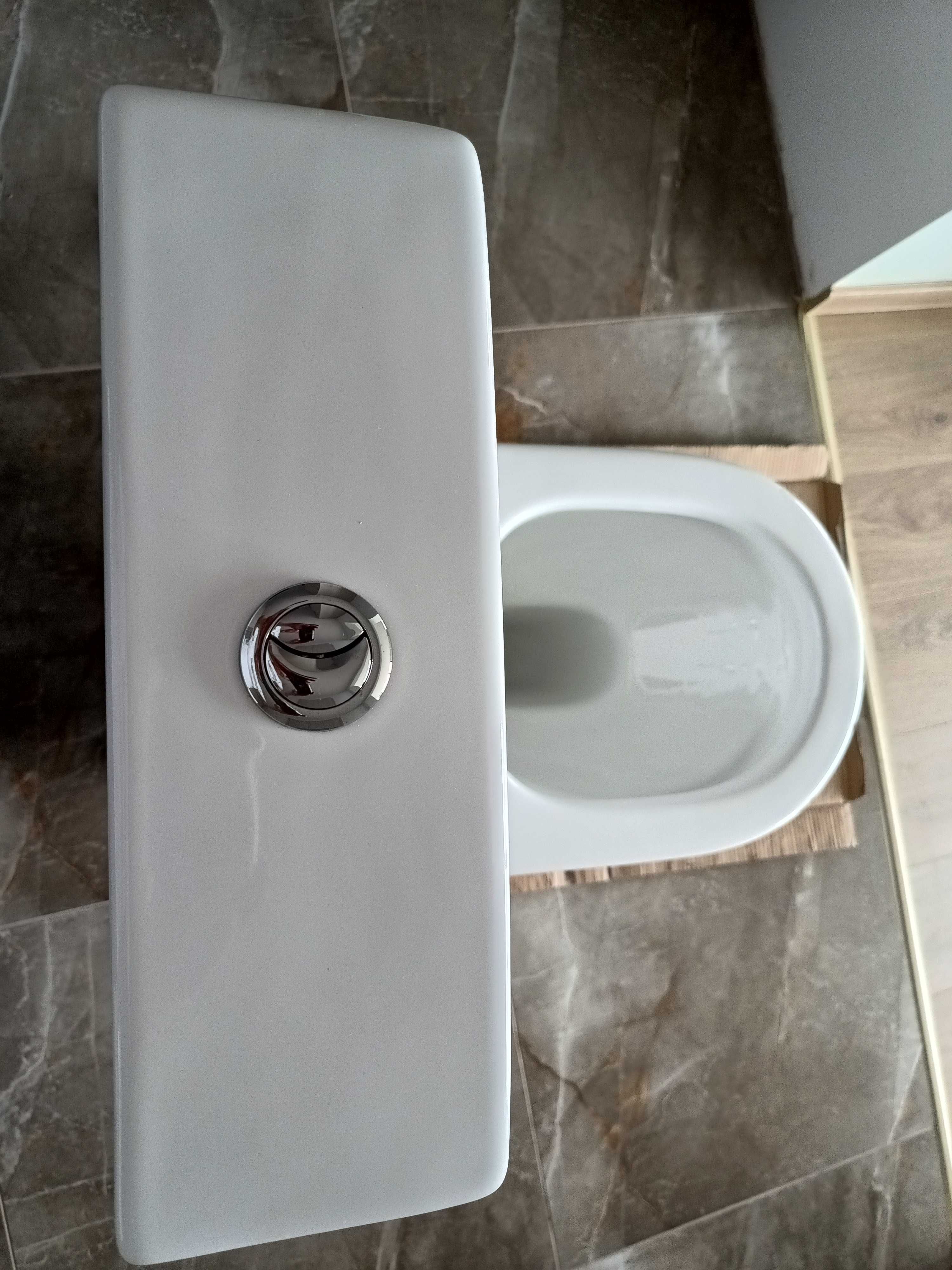 Kompakt WC Neptun, zestaw stojący, biały.
