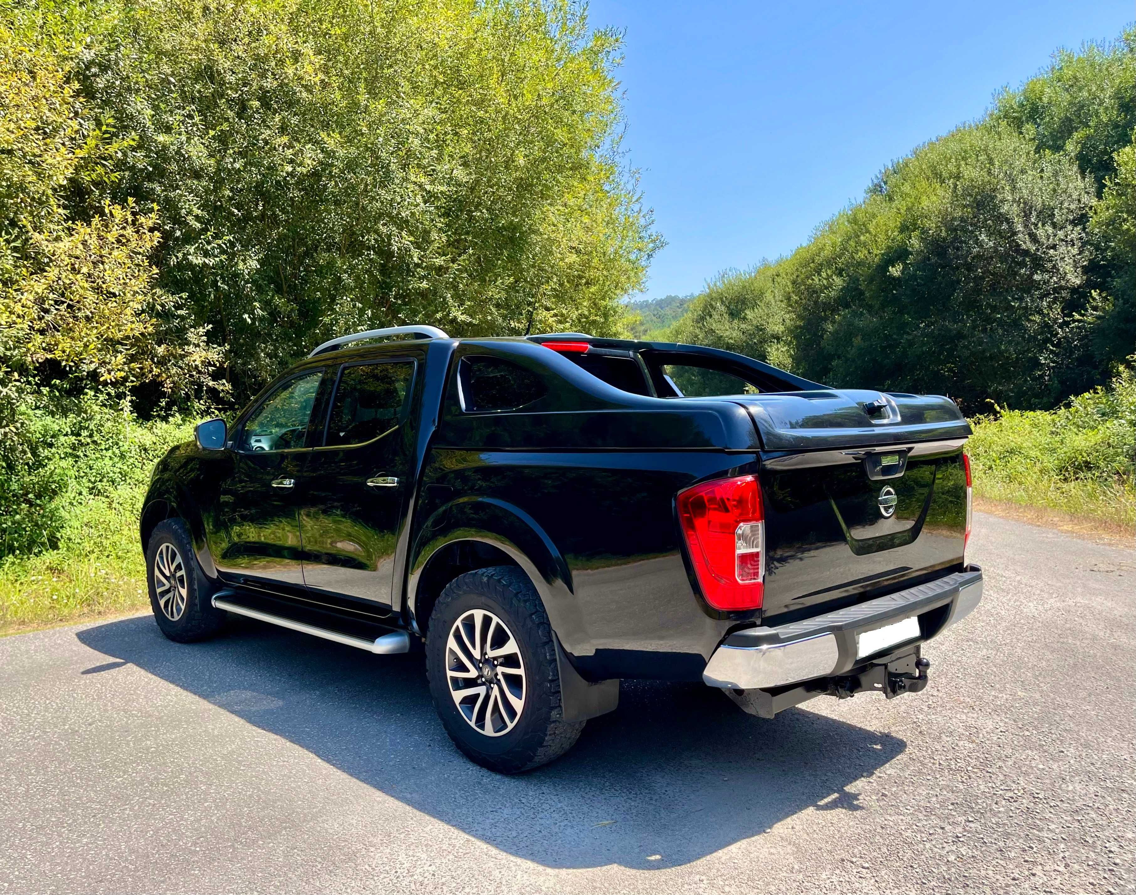 Nissan Navara 2.3 dCi CD 4WD Tekna Nav