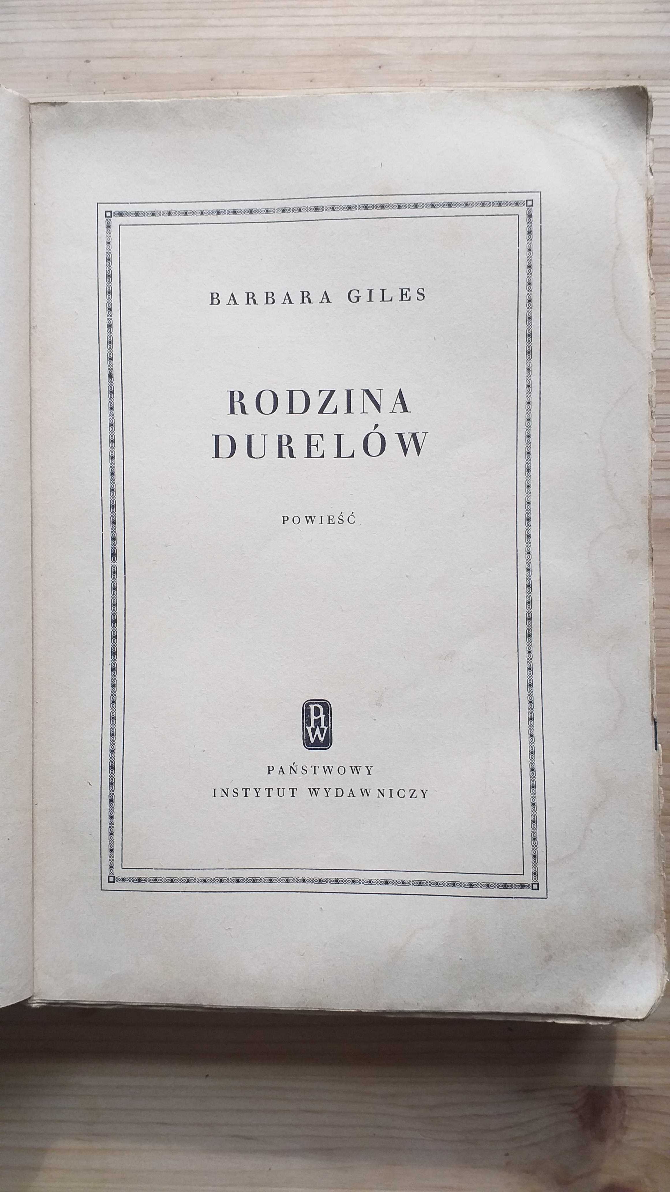 Barbara Giles, Rodzina Durelów