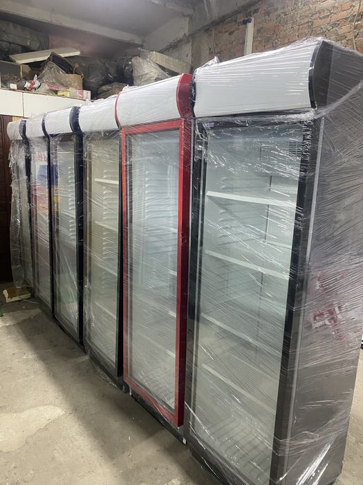 Двухдверный холодильный шкаф Холодильник Ларь витрина под бутылки