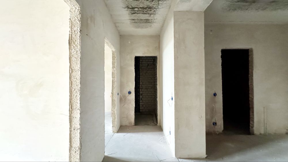 Квартира в центрі! Будинок зданий! єОселя/ єВідновлення