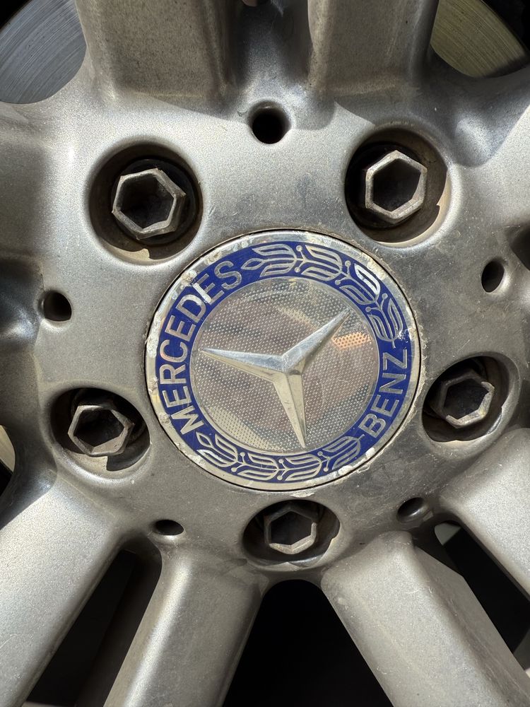 Ковпачки на литі диски Mercedes-Benz A1714000025