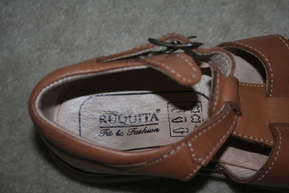 Sandálias RUQUITA nº 24 castanho