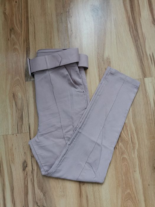 Eleganckie spodnie różowe