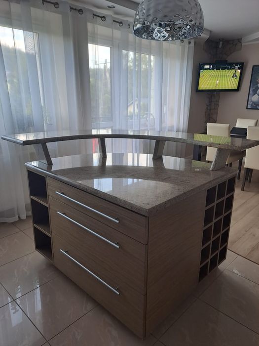 Wyspa kuchenna granit