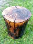 Pionek, taboret z litego drewna