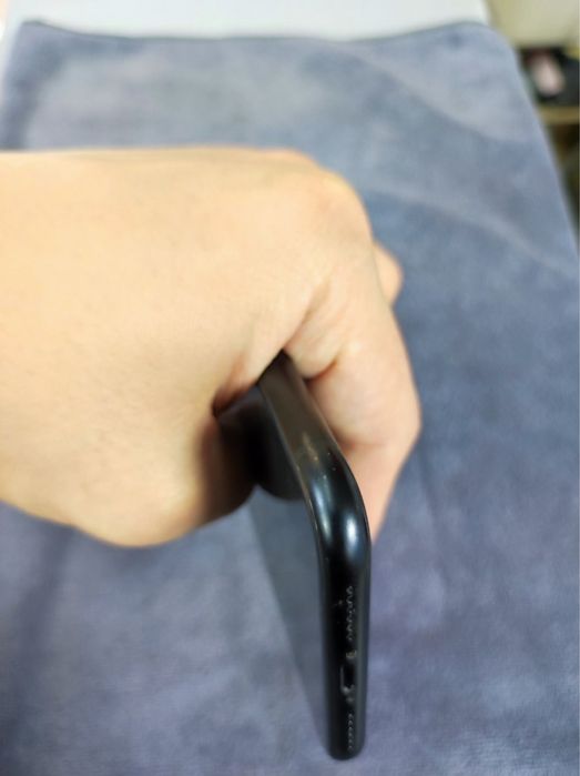 Продам айфон xr icloud