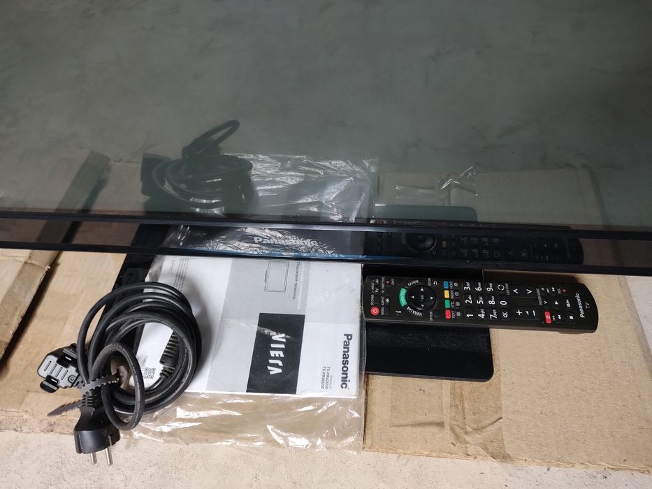 Плазмовий телевізор Panasonic tx-pr42u30 на запчастини.