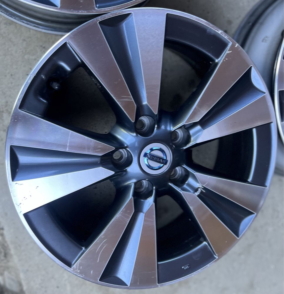 Диски Nissan Leaf Rogue R 17 5 114,3 Qashqai