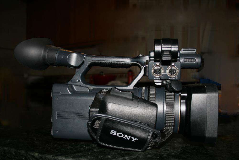 Camara de filmar Sony AX2000