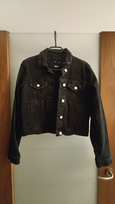 Czarna kurtka jeansowa Sinsay XS