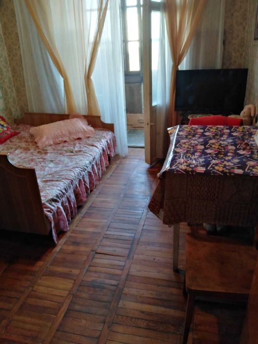 Сдам комнату на Лісному масиві.