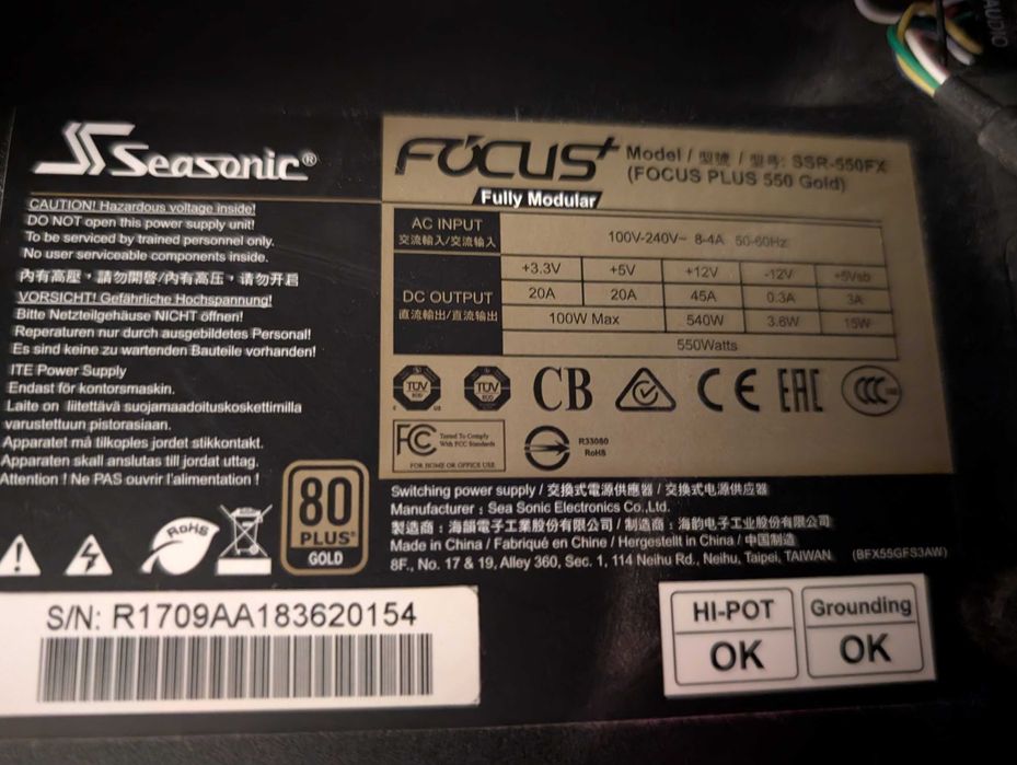 Pakiet Dwóch komputerów stacjonarnych PC