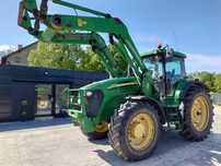 Ciągnik JOHN DEERE 7820 z ładowaczem czołowym JD pneumatyka AutoPower
