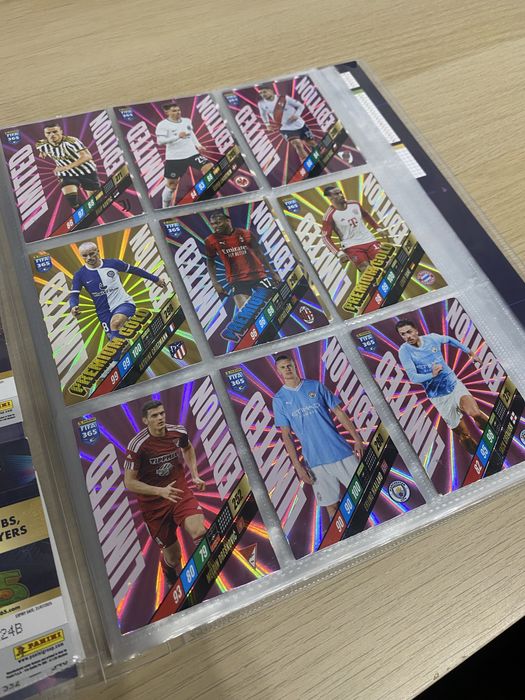 Album pilkarski z kartami