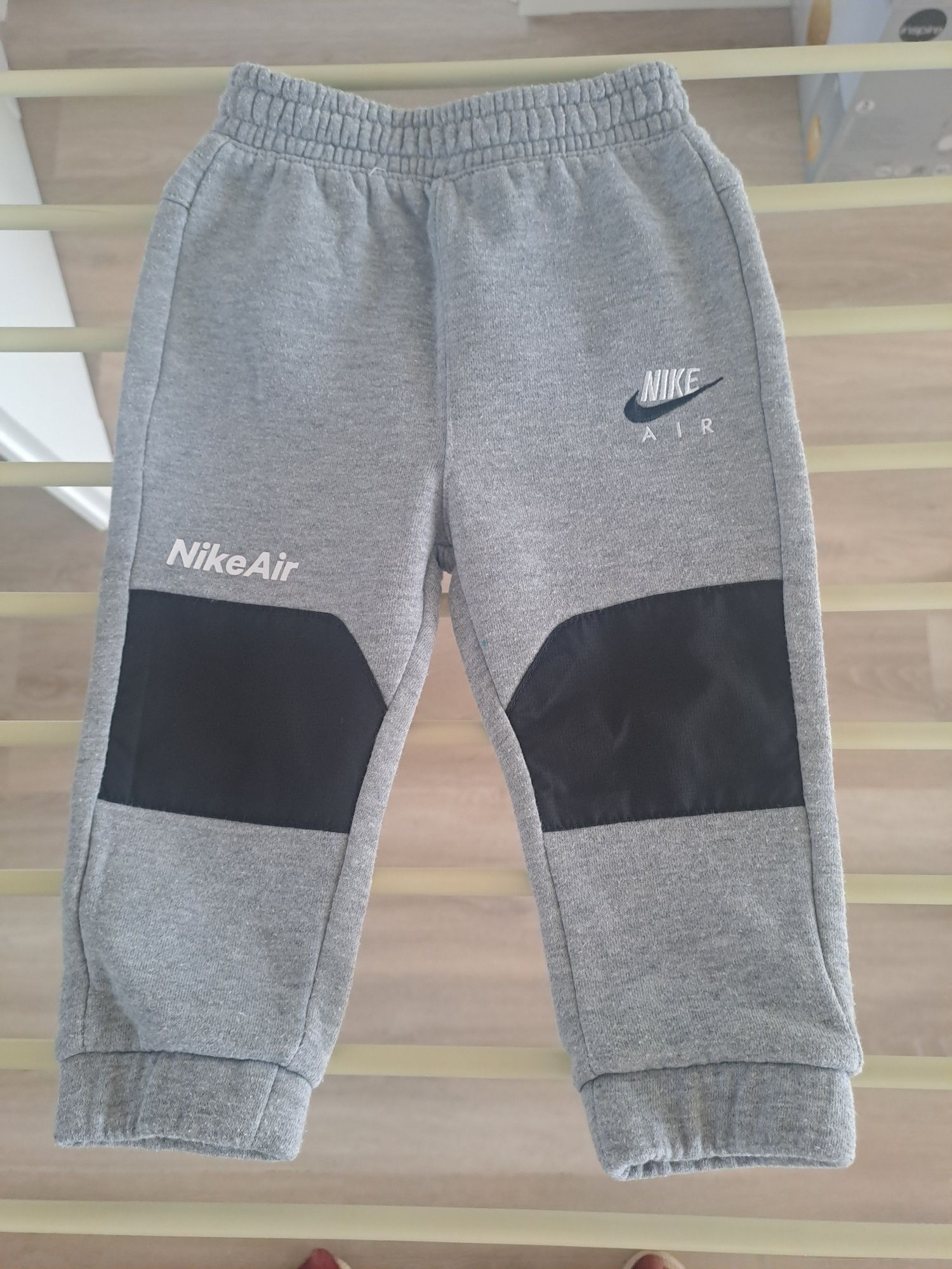3 szt spodnie dresowe dla chłopca 74-80 Nike Adidas George