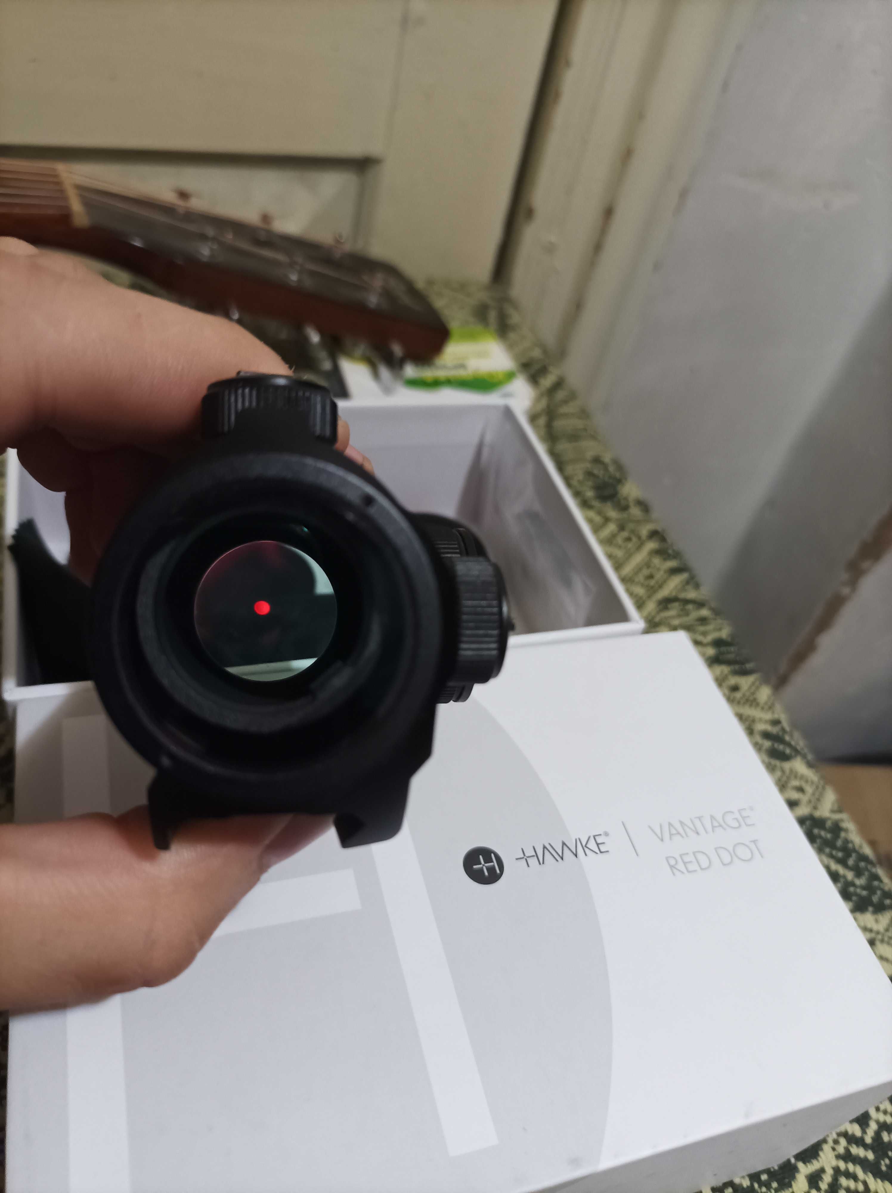 Прицел коллиматорный Hawke Vantage 1x30 Weaver. Сетка 3 MOA Dot