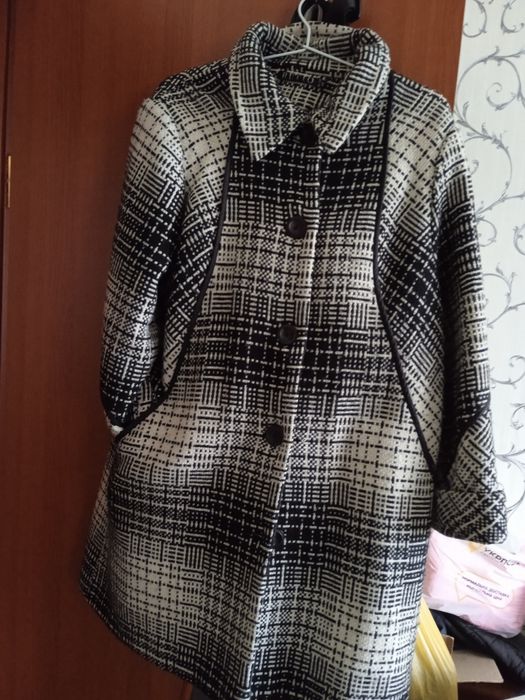 Пальто женское 58- 60 размера