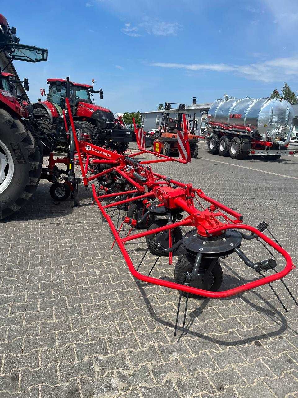 Przetrząsacz SIP SIP Spider 815/8