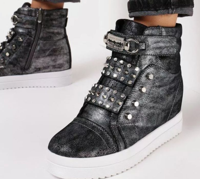 Damskie buty na ukrytym koturnie zimowe ocieplane futerko -NOWE