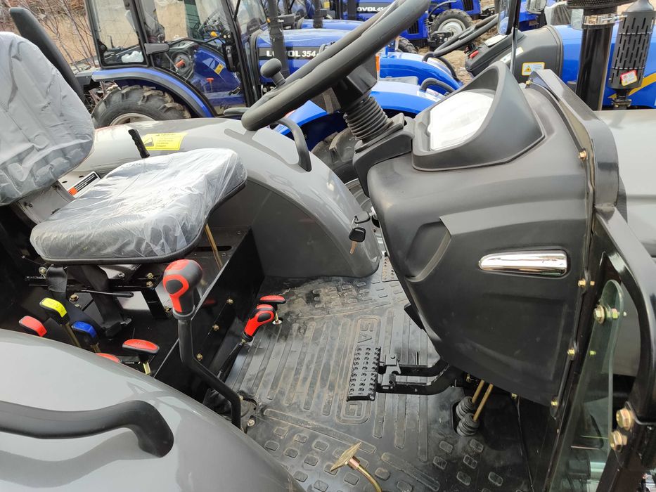 Трактор Скаут ТУ 404 ровный пол усиленные чулки