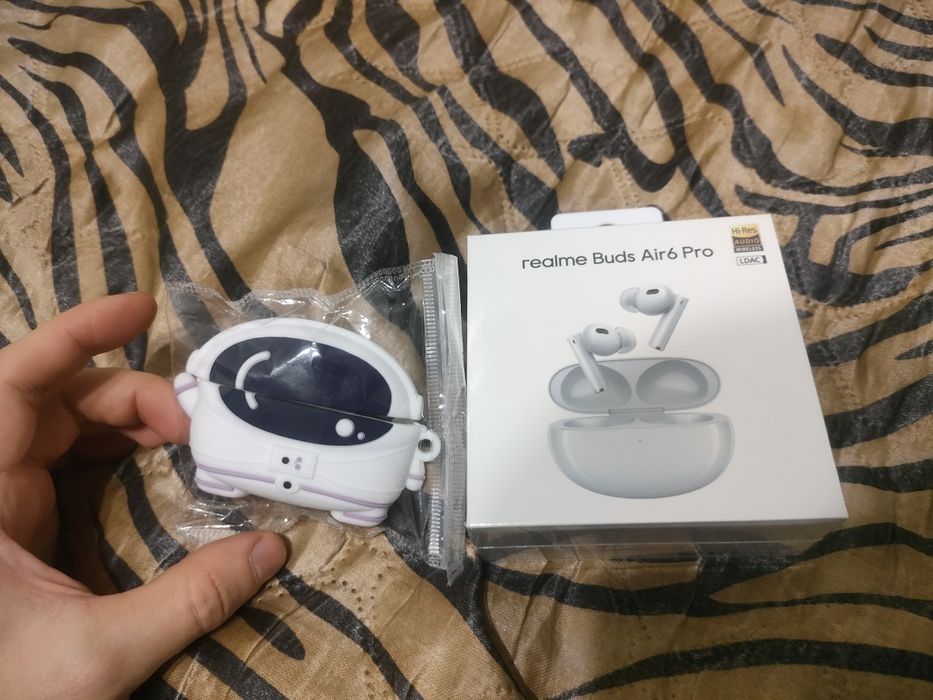 TWS топ наушники Realme buds air 6 Pro, Ldac+Подарок#Silver/Black"
