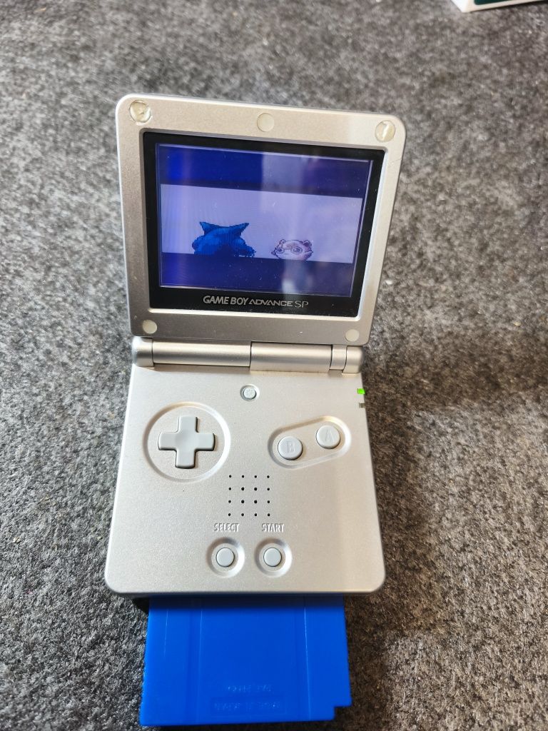 Nintendo gameboy advance sp