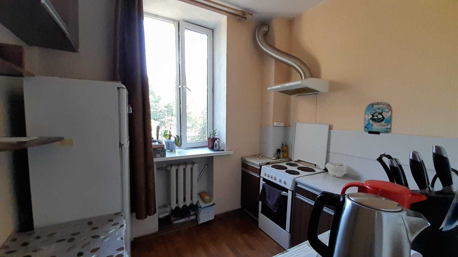 Продам 1 квартиру на Петровского Мазепы