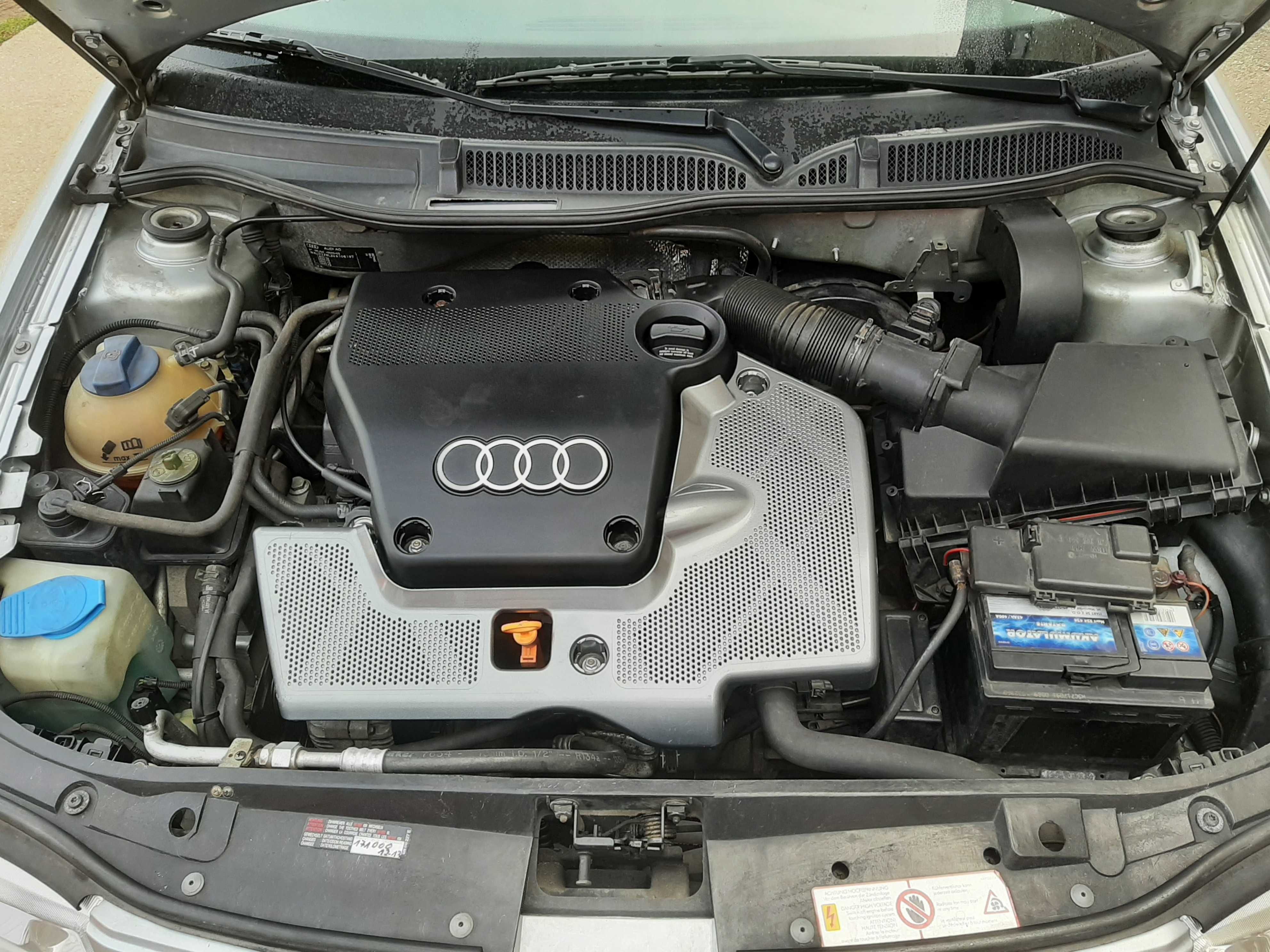 Sprzedam Audi A3 8l z silnikiem benzynowym 1.6 z Klimatyzacją