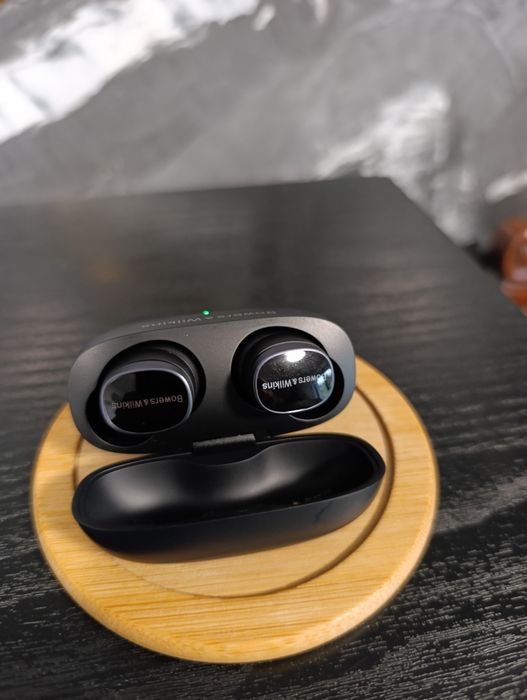 Bowers And Wilkins Pi8