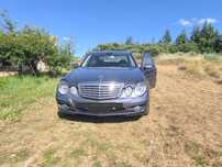 Mercedes Benz E200