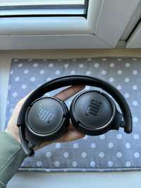Słuchawki bezprzewodowe JBL czarne
