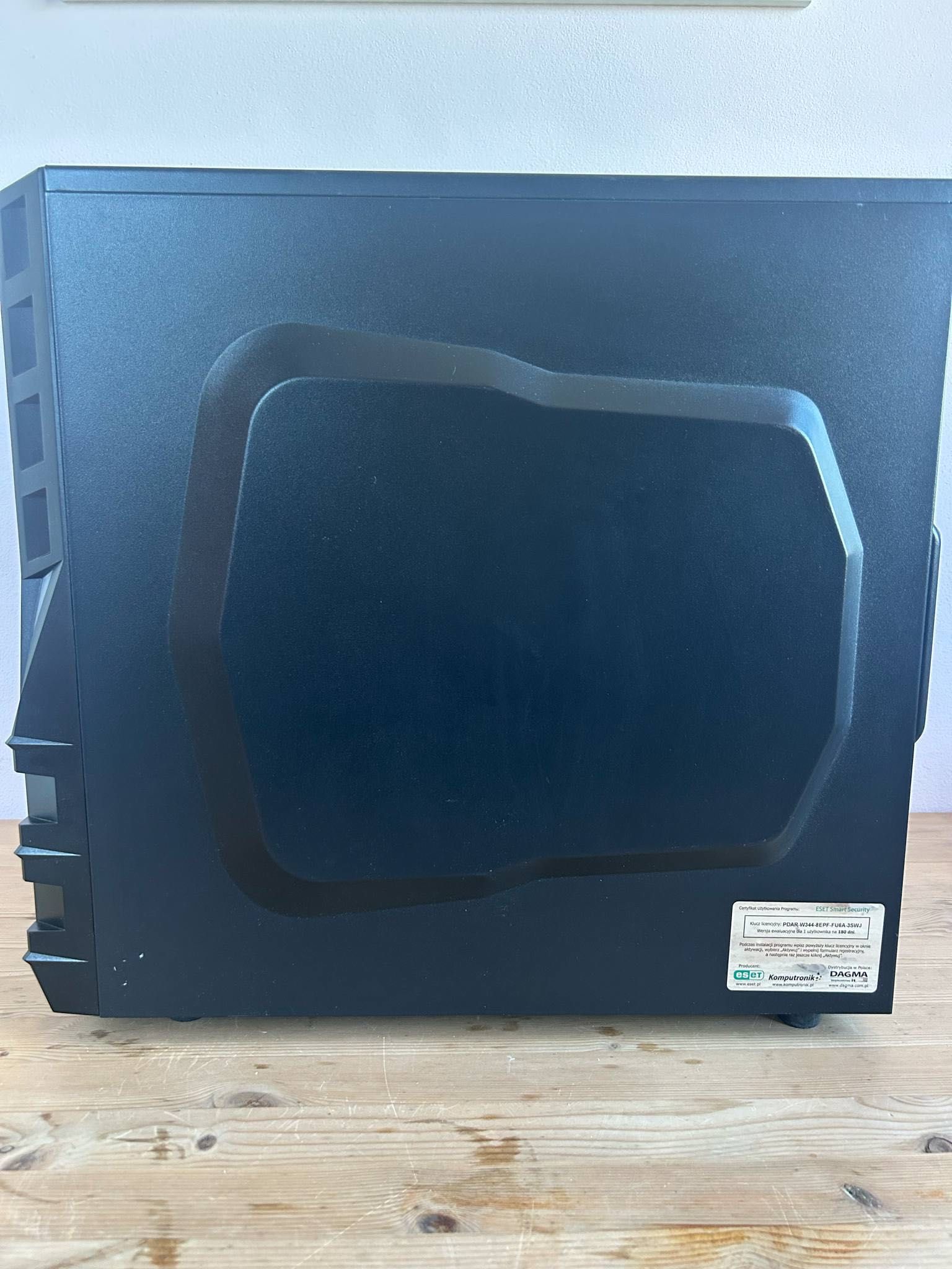 Komputer gamingowy, GTX 960, Intel Core i5 + Monitor + Klawiatura