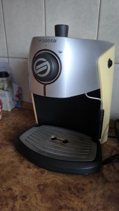 Ekspres ciśnieniowy Saeco, kolbowy