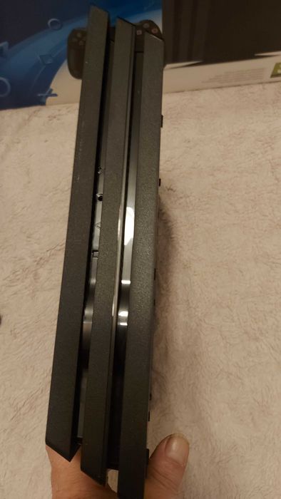 Konsola PS4 PRO Sony PlayStation 4 Pro 1TB 7016b PAD