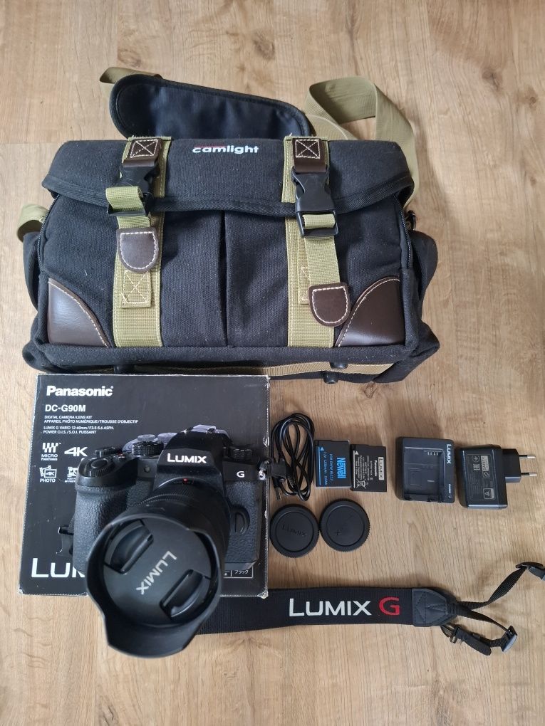 Panasonic Lumix DC-G90