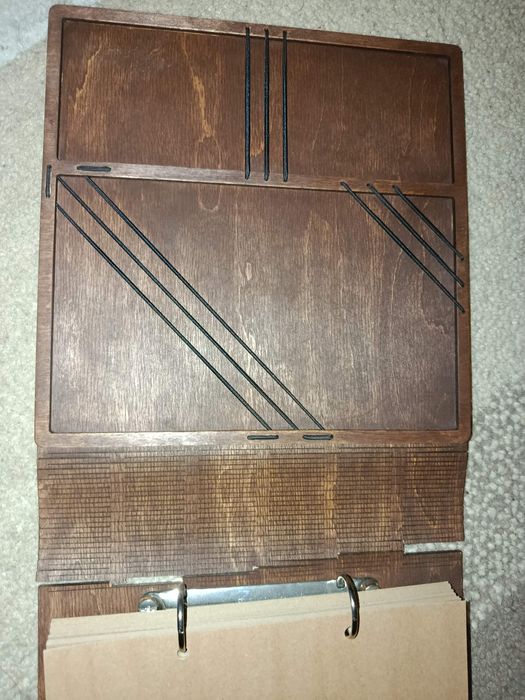 Дерев'яний фотоальбом новий