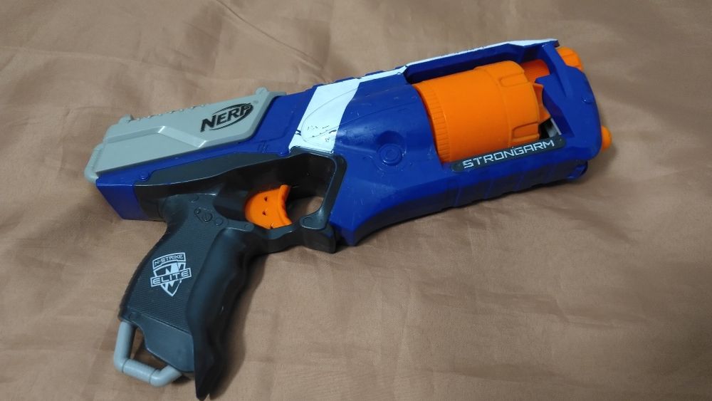 Бластер Нерф Элит Стронгарм. Nerf Strongarm 36033