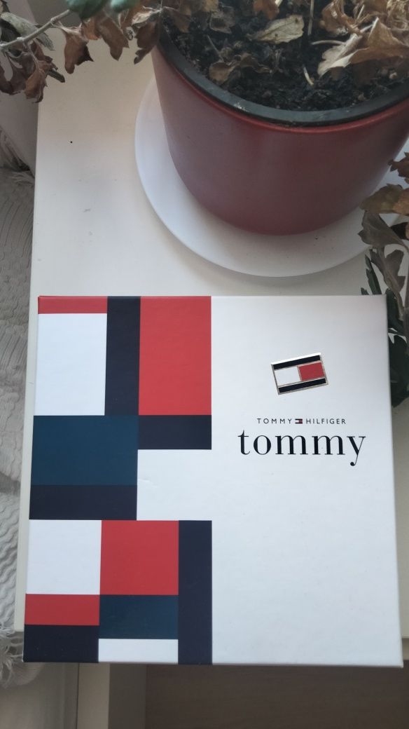 Tommy Hilfiger conjunto perfume e gel de banho (prendas)