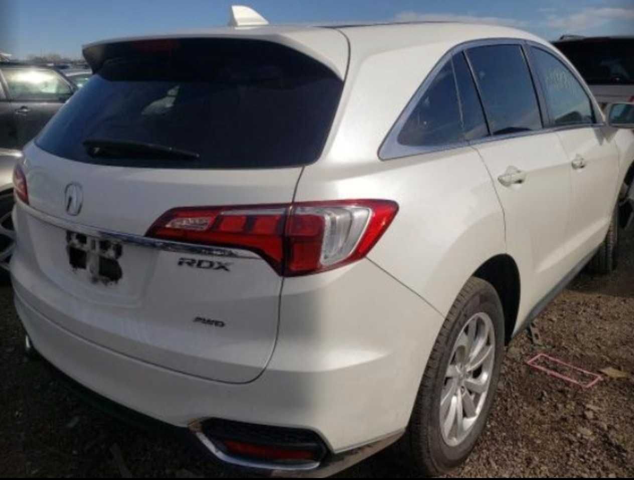 Acura RDX 2016 drzwi prawe/lewe PRZÓD/TYŁ; cały tył