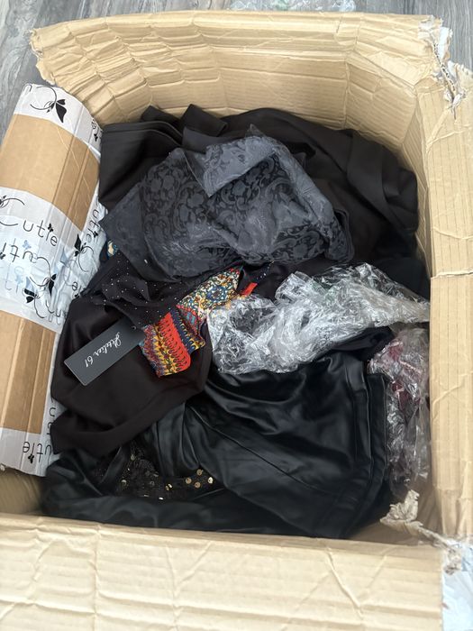 Ubrania sukienki nowe do sklepu 45szt