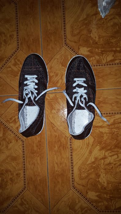 sapatilhas / tenis – reebock / quechua - tamanho 37 / 39