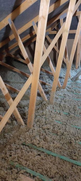 Ocieplenie Poddasza Stropu Wstrzykiwanie Nadmuch Wełny Celulozy