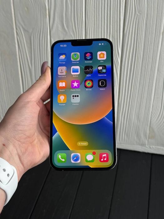 Продаю айфон 13 про макс