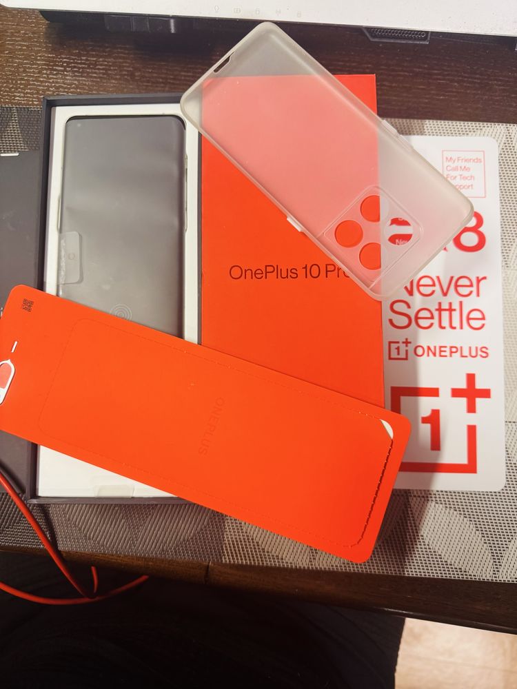 One plus 10 pro 12/512