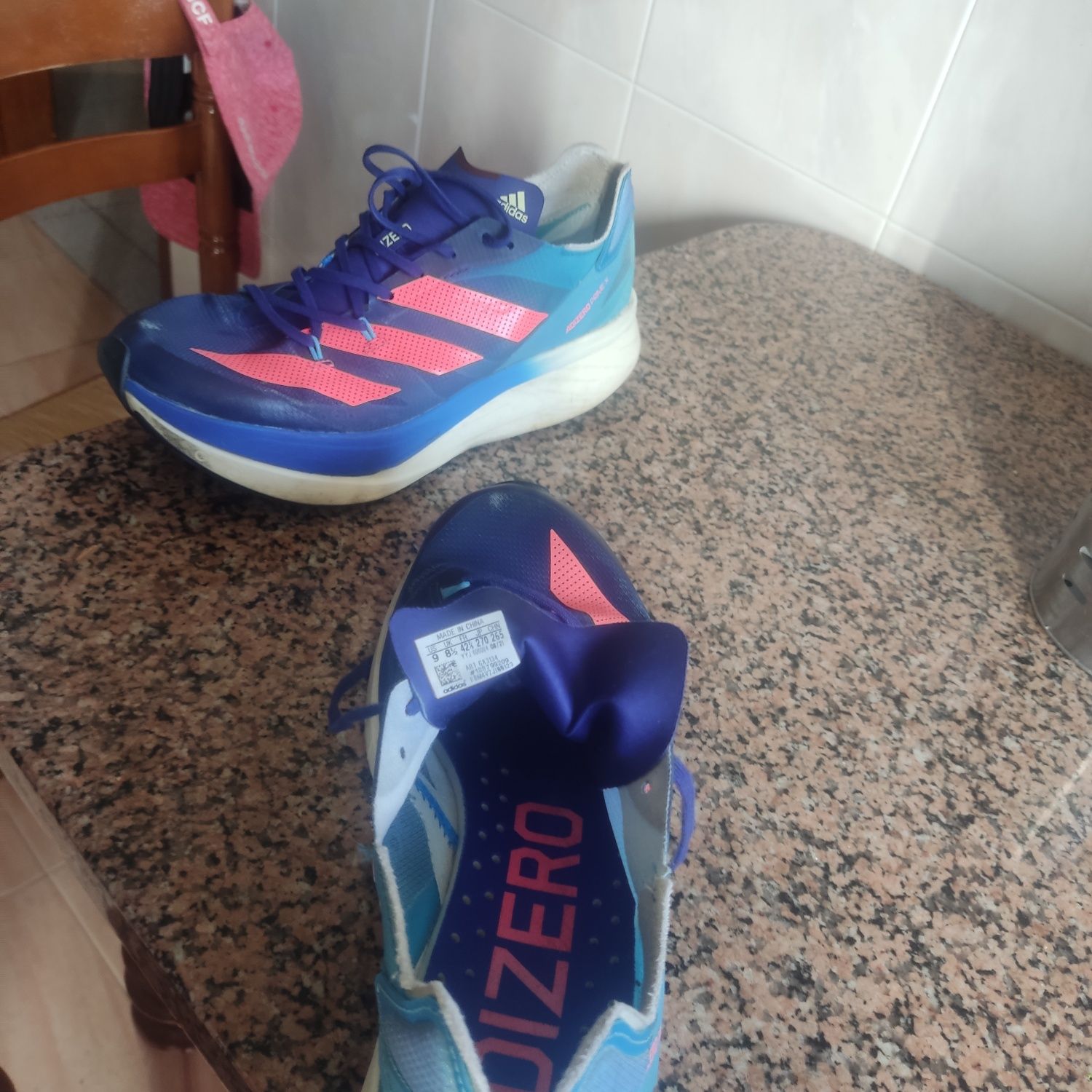Tênis corrida Adidas adizero.