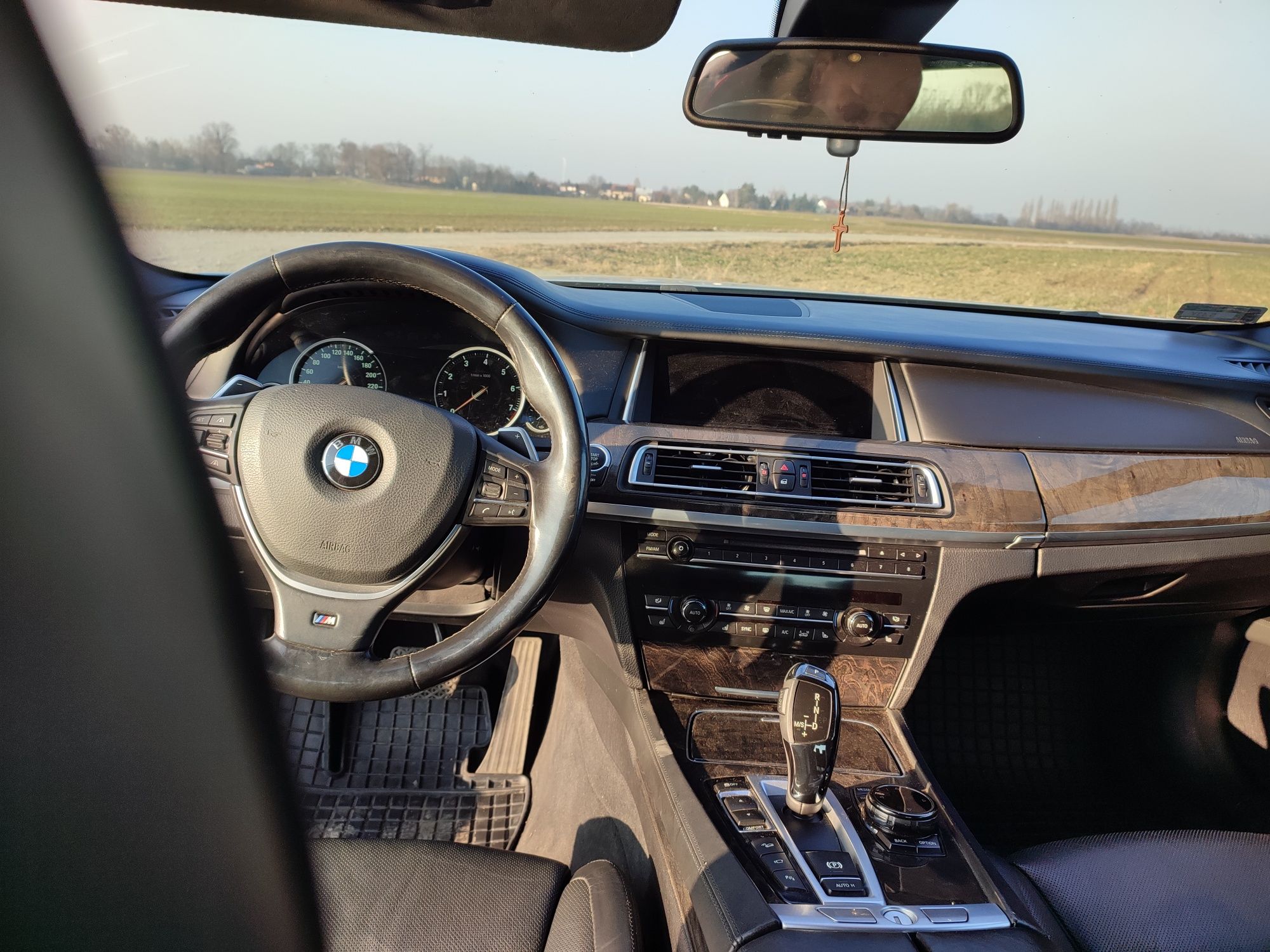 BMW 750 LI. 39000Tys km.F02 Radar.Kamery.Masaże .Pełna opcja  ZF8hp
