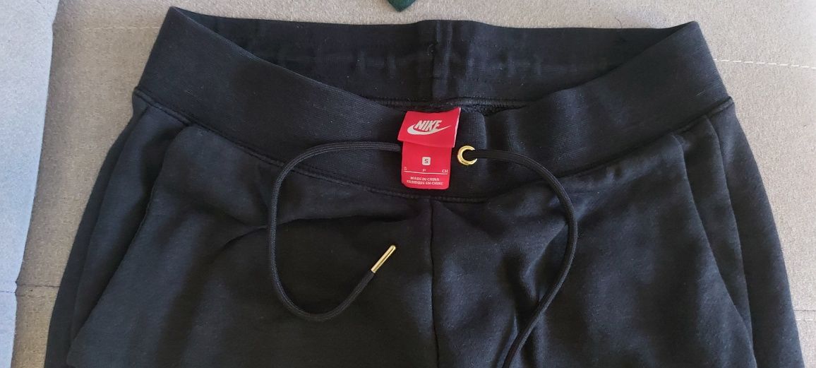 Spodnie dresowe Nike