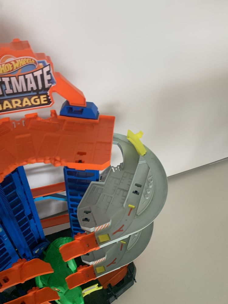 Pista ultimate garage